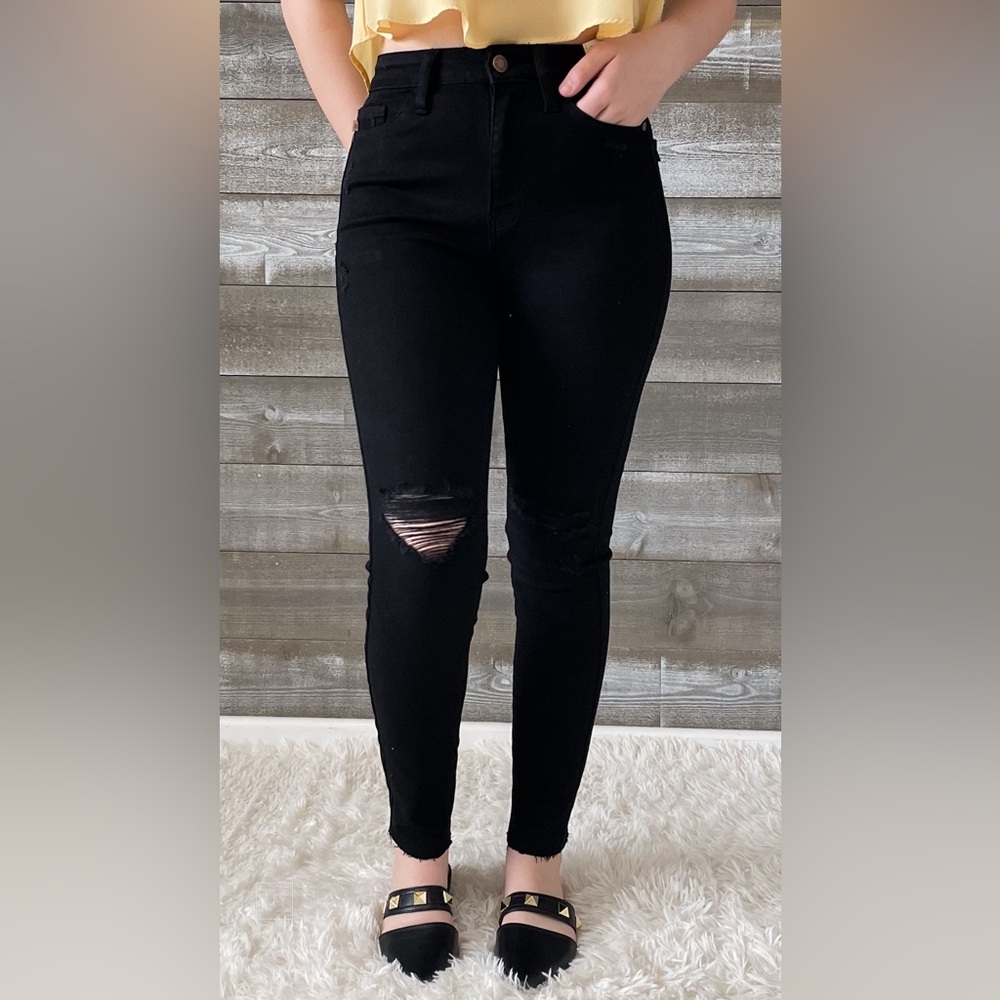 judy blue black skinny jeans heavy distressing raw hem JB88562REG BK